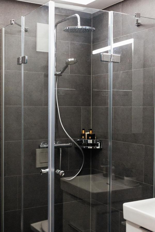 Lamira - Serviced Apartments Zurique Exterior foto