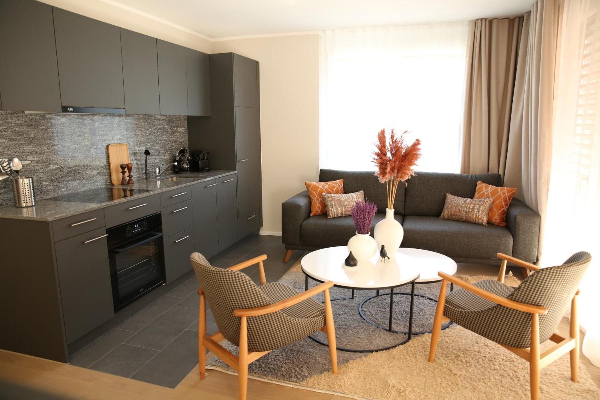Lamira - Serviced Apartments Zurique Exterior foto